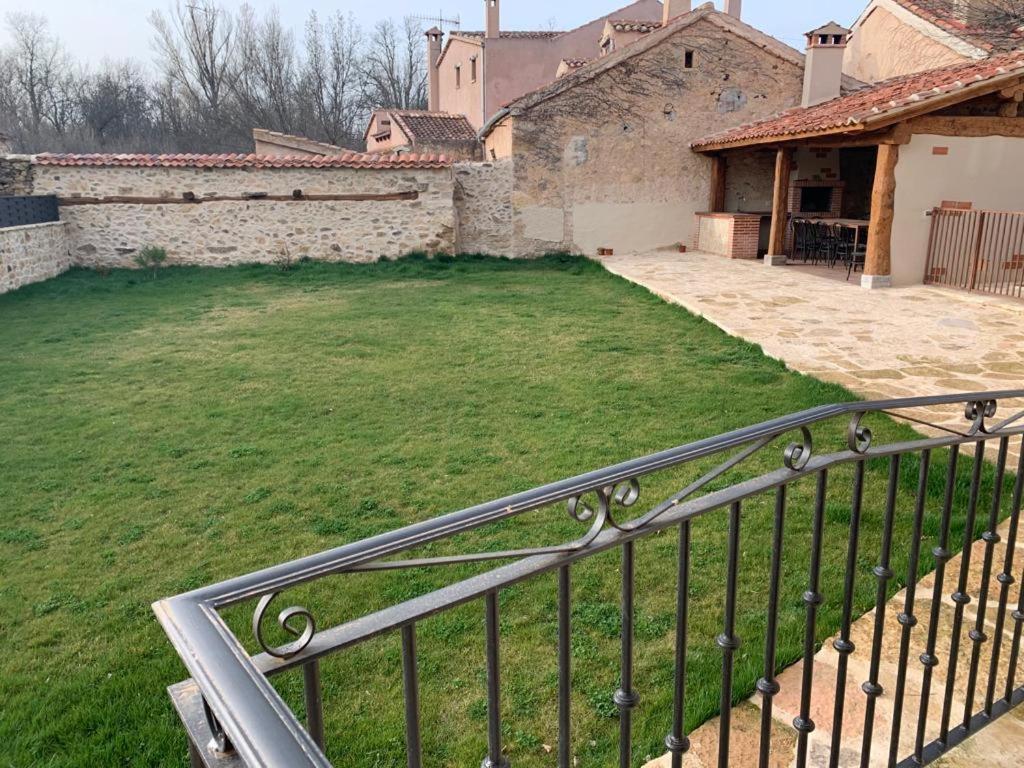 Los Arenales De Arcones Colladillo Eksteriør billede